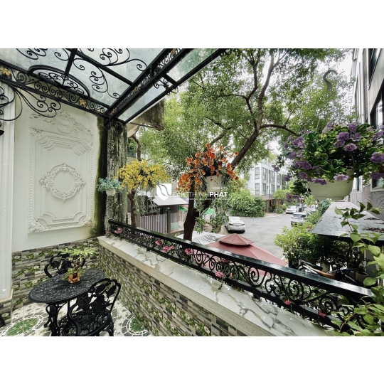 Bán Nhà Mặt Tiền Ba Tháng Hai – View Hà Đô Centrosa Garden – Kinh Doanh Cực Đỉnh