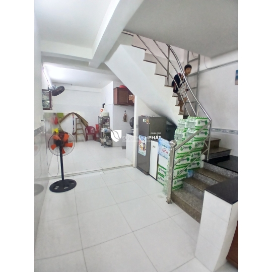 Bán Nhà Mặt Tiền Hòa Bình – Ngay Ngã Tư Tô Hiệu – Giảm Sâu Chỉ Còn 12.7 Tỷ