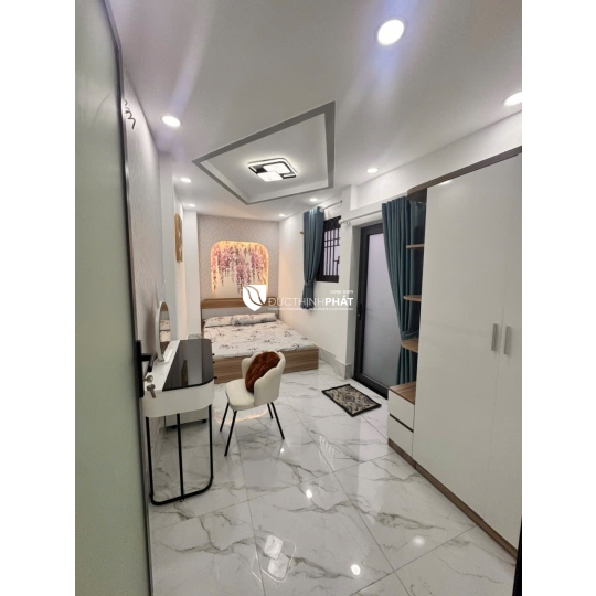 MẶT TIỀN KINH DOANH TRẦN BÁ GIAO – NHÀ ĐẸP LÔ GÓC, SỔ RIÊNG, GIÁ CHỈ NHỈNH 5 TỶ