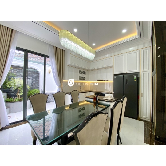 Nhà phố Nhà Bè – 4 Tầng, Thang Máy, Smart-Home – Sát Quận 7, Giá 10.8 Tỷ