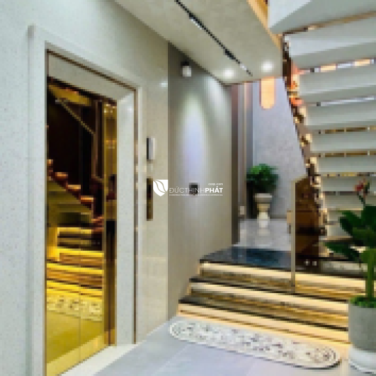 SIÊU PHẨM 5 TẦNG - XE HƠI NGỦ TRONG NHÀ -  THANG MÁY XỊN XÒ - FULL NỘI THẤT - NHÀ THIẾT KẾ SIÊU LUNG LINH - CHỈ 9.x TỶ