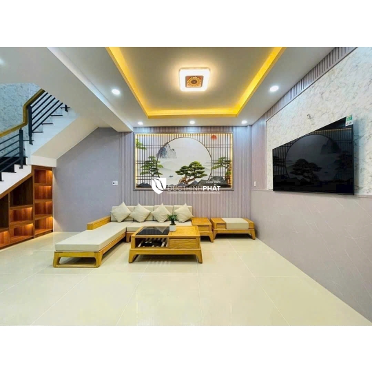 NHÀ ĐẸP, HẺM XE HƠI – SỔ HỒNG RIÊNG, GẦN CÔNG VIÊN LÀNG HOA!