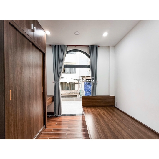 Bán Nhà Mặt Tiền Nguyễn Lâm – P.3 Bình Thạnh – Nhà Mới 4 Tầng – Giá Chỉ 5.5 Tỷ