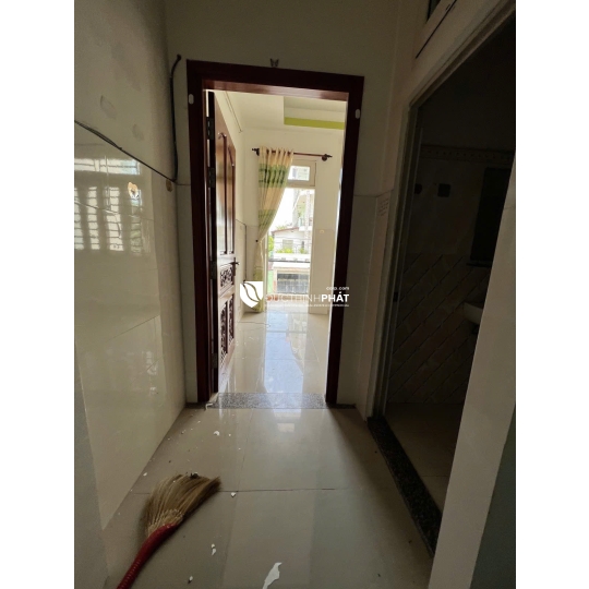 Nhà mặt tiền Lê Sao, Tân Phú – 4 tầng BTCT, ngang 5.6m, giá 7.5 tỷ thương lượng