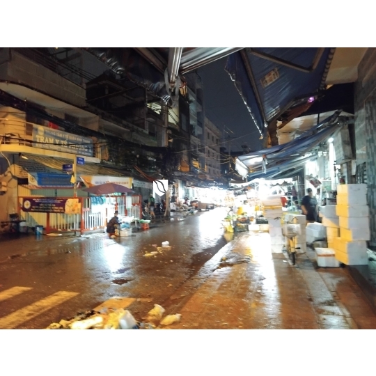  PHƯỜNG 1 BÌNH THẠNH - NHÀ 2 MẶT TIỀN TRƯỚC SAU - NGAY CHỢ BÀ CHIỂU