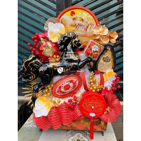 Long Mã Phi Mây – Hồng Vượng Toàn Niên 