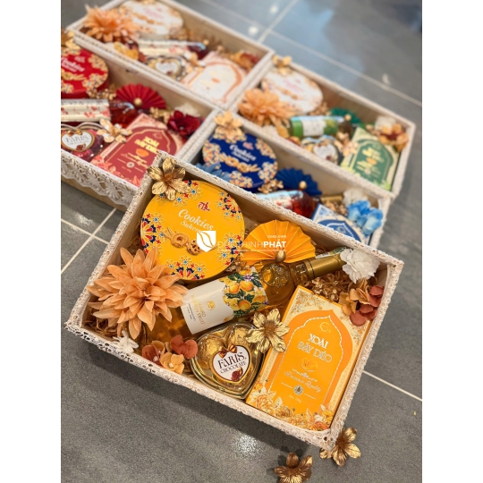 K02 - Ngọc Lan Tam Bảo