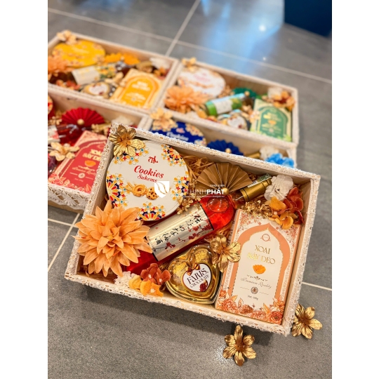 K02 - Ngọc Lan Tam Bảo